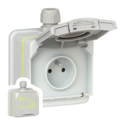 LEGRAND - Prise en saillie VE 3